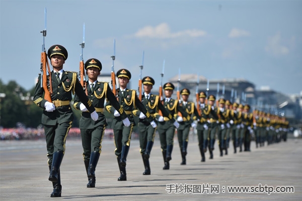 抗战胜利70周年阅兵式观后感：壮哉，大阅兵